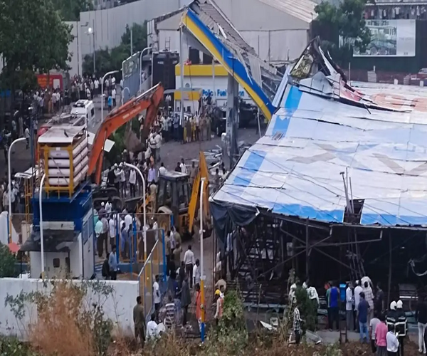 -Tragedy-Strikes-Mumbai--Lives-Lost---Injured-in-Ghatkopar-Hoarding-Collapse-